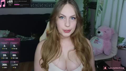 Snapshot of lovalentine chatting on 12.17.24 Lo Valentine online show from 12.17.24