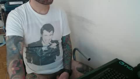 Guapito online show from 01.12.26