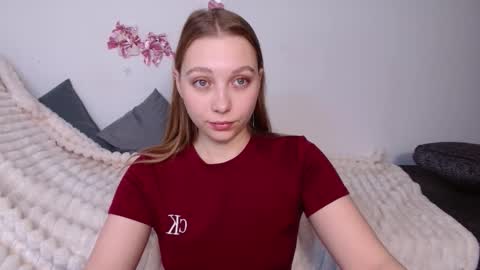 love bella  online show from 02.24.26