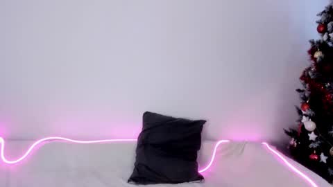 Love is name - I want to be your hobby General of hearts troops online show from 01.22.25