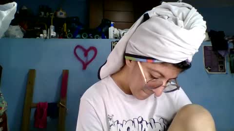 Snapshot of love_electra chatting on 09.21.25 love_electra online show from 09.21.25
