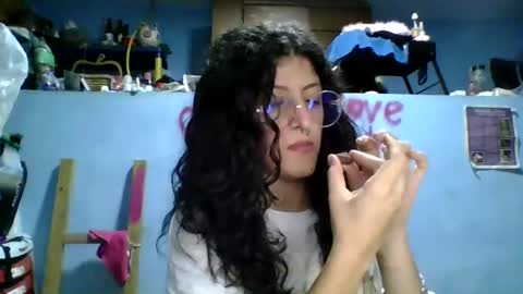 Snapshot of love_electra chatting on 11.16.25 love_electra online show from 11.16.25