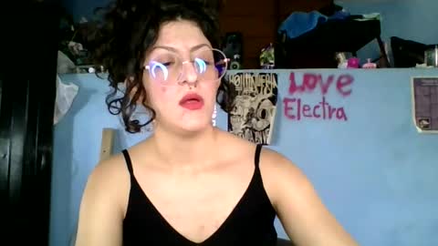 Snapshot of love_electra chatting on 01.09.26 love_electra online show from 01.09.26