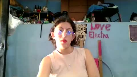 Snapshot of love_electra chatting on 01.16.26 love_electra online show from 01.16.26