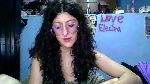 Snapshot of love_electra chatting on 03.08.26 love_electra online show from 03.08.26