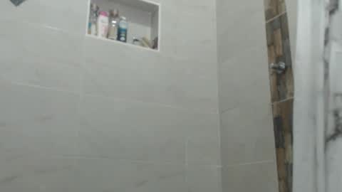 Nina online show from 10.25.25