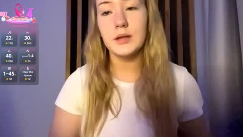 Snapshot of love_haven chatting on 11.10.25 Megan online show from 11.10.25