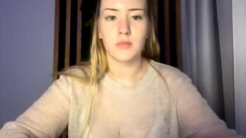 Snapshot of love_haven chatting on 11.14.25 Megan online show from 11.14.25