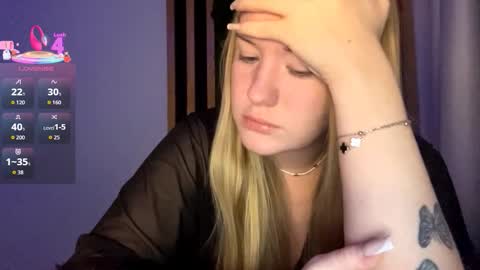 Snapshot of love_haven chatting on 12.01.25 Megan online show from 12.01.25