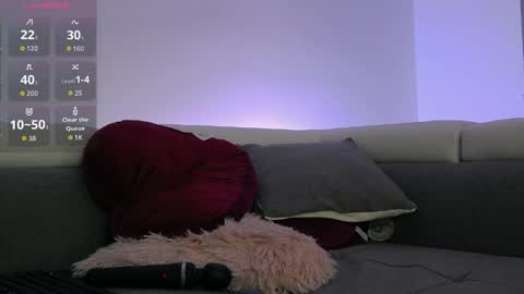 Snapshot of love_kyliee chatting on 04.07.26 love_kyliee online show from 04.07.26