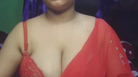Snapshot of love_luna_angel chatting on 05.19.26 Luna online show from 05.19.26