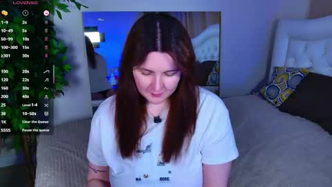 Snapshot of love_me_tonight_ chatting on 05.03.26 Monika online show from 05.03.26