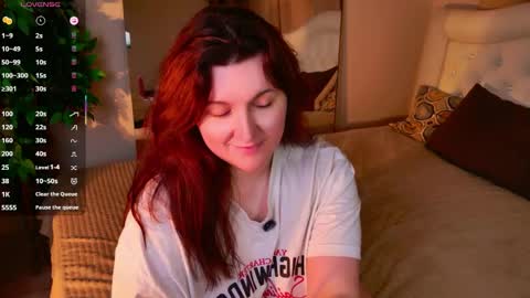 Snapshot of love_me_tonight_ chatting on 05.04.26 Monika online show from 05.04.26
