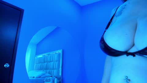 Snapshot of love_melany0 chatting on 04.30.26 Melany online show from 04.30.26