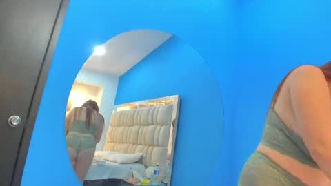 Snapshot of love_melany0 chatting on 05.07.26 Melany online show from 05.07.26