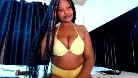 Snapshot of love_niahh chatting on 06.27.26 niahh online show from 06.27.26