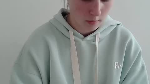 Vivian online show from 11.10.25