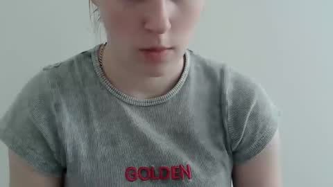 Vivian online show from 11.14.25