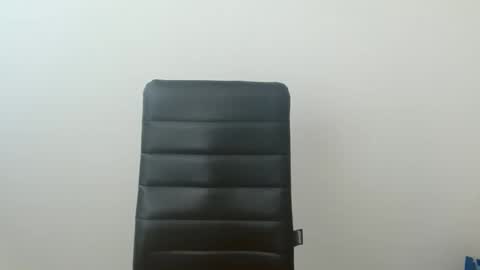 Vivian online show from 03.04.26