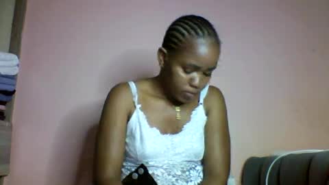 Snapshot of lovegal335 chatting on 07.04.26 lovegal335 online show from 07.04.26