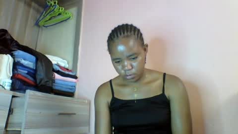 Snapshot of lovegal335 chatting on 07.13.26 lovegal335 online show from 07.13.26