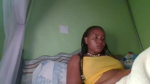 Snapshot of lovegal335 chatting on 07.28.26 lovegal335 online show from 07.28.26