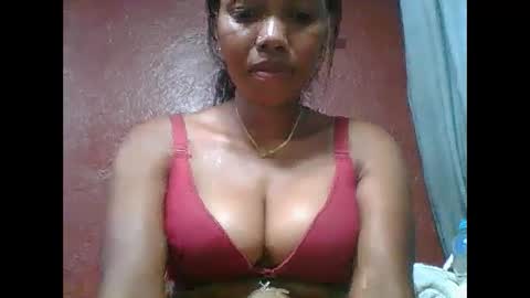 loveinlife750427 online show from 11.17.25