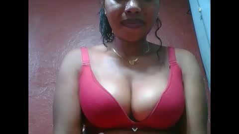 loveinlife750427 online show from 11.21.25