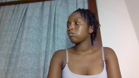 lovelbrownie online show from 10.22.25