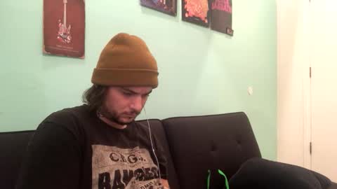 Snapshot of lovelove9915 chatting on 10.28.25 lovelove9915 online show from 10.28.25