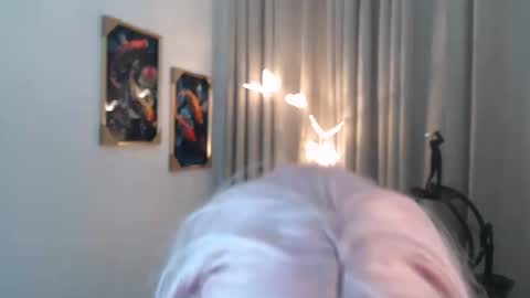 Snapshot of lovely_alwina chatting on 03.29.26 alwina online show from 03.29.26