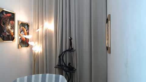 Snapshot of lovely_alwina chatting on 05.10.26 alwina online show from 05.10.26