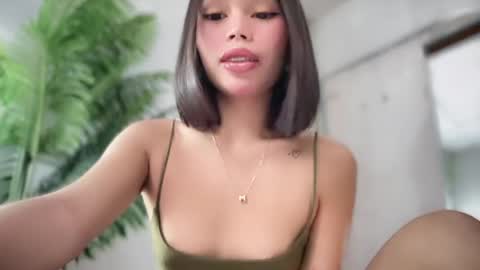 Snapshot of lovely_cittie18 chatting on 04.22.26 lovely_cittie18 online show from 04.22.26
