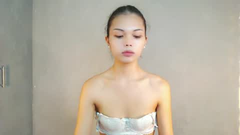 Snapshot of lovely_darlingx chatting on 06.15.26 Precious . online show from 06.15.26