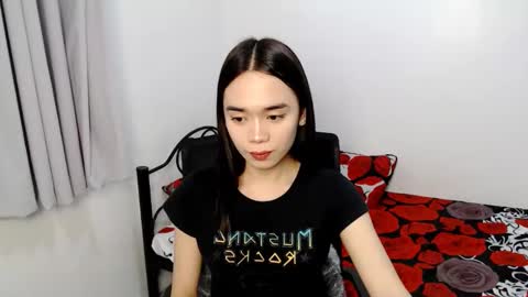 Snapshot of lovely_davis chatting on 01.27.25 Erica online show from 01.27.25