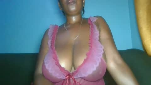 Snapshot of lovely_ebonysweet chatting on 04.23.26 lovely_ebonysweet online show from 04.23.26