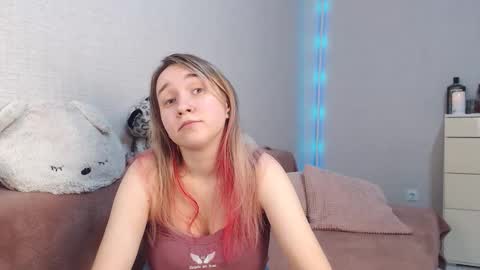 Lovely Hayley online show from 10.30.25