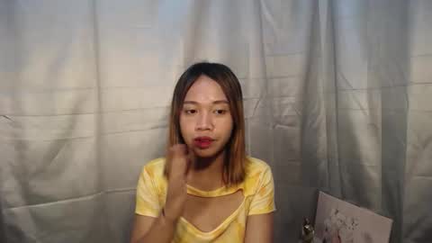 Snapshot of lovely_lianne chatting on 10.03.25 lovely_lianne online show from 10.03.25