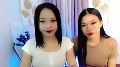 Snapshot of lovely_lianne chatting on 10.22.25 lovely_lianne online show from 10.22.25
