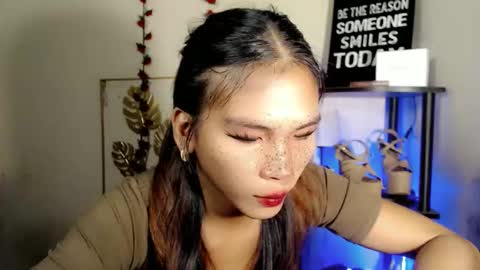 Snapshot of lovely_oliviax chatting on 04.25.26 KATE online show from 04.25.26
