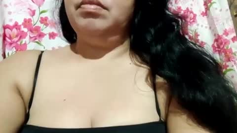 lovely_orchid online show from 02.15.25