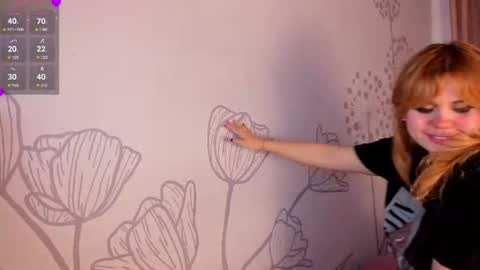Snapshot of lovely_paris_01 chatting on 07.07.26 Paris Rose online show from 07.07.26
