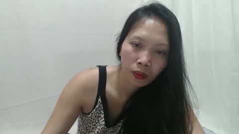 Snapshot of lovely_pinayxxx chatting on 04.14.26 lovely_pinayxxx online show from 04.14.26