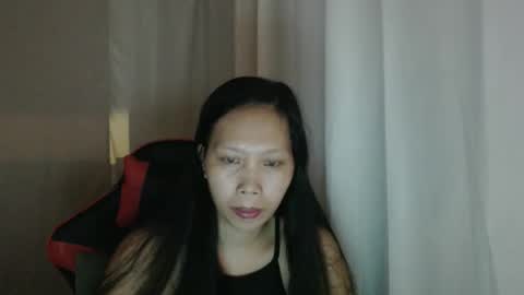 Snapshot of lovely_pinayxxx chatting on 05.19.26 lovely_pinayxxx online show from 05.19.26