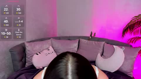 Snapshot of lovely_poppy chatting on 01.07.25 Lolly online show from 01.07.25