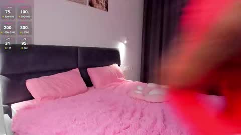 Snapshot of lovely_poppy chatting on 02.11.26 Lolly online show from 02.11.26