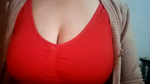 Snapshot of lovely_sweet_girl chatting on 02.03.25 katrina follow me guys online show from 02.03.25