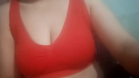 Snapshot of lovely_sweet_girl chatting on 02.08.25 katrina follow me guys online show from 02.08.25