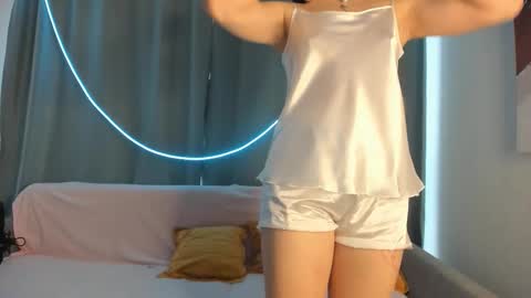 Snapshot of lovelyangellll chatting on 01.15.26 lovelyangellll online show from 01.15.26