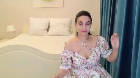 Snapshot of lovelybeatricee chatting on 07.18.26 Beatrice online show from 07.18.26
